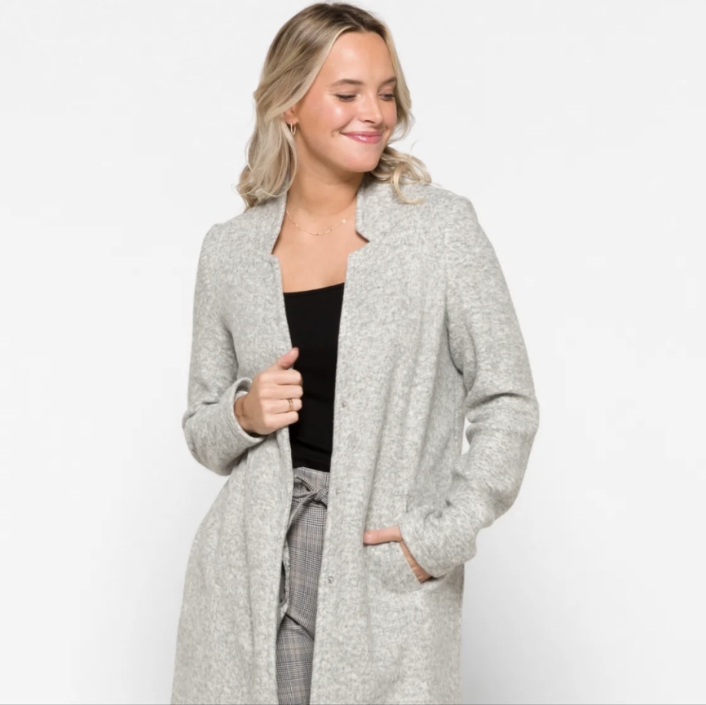 Vero Moda long blazer in grey